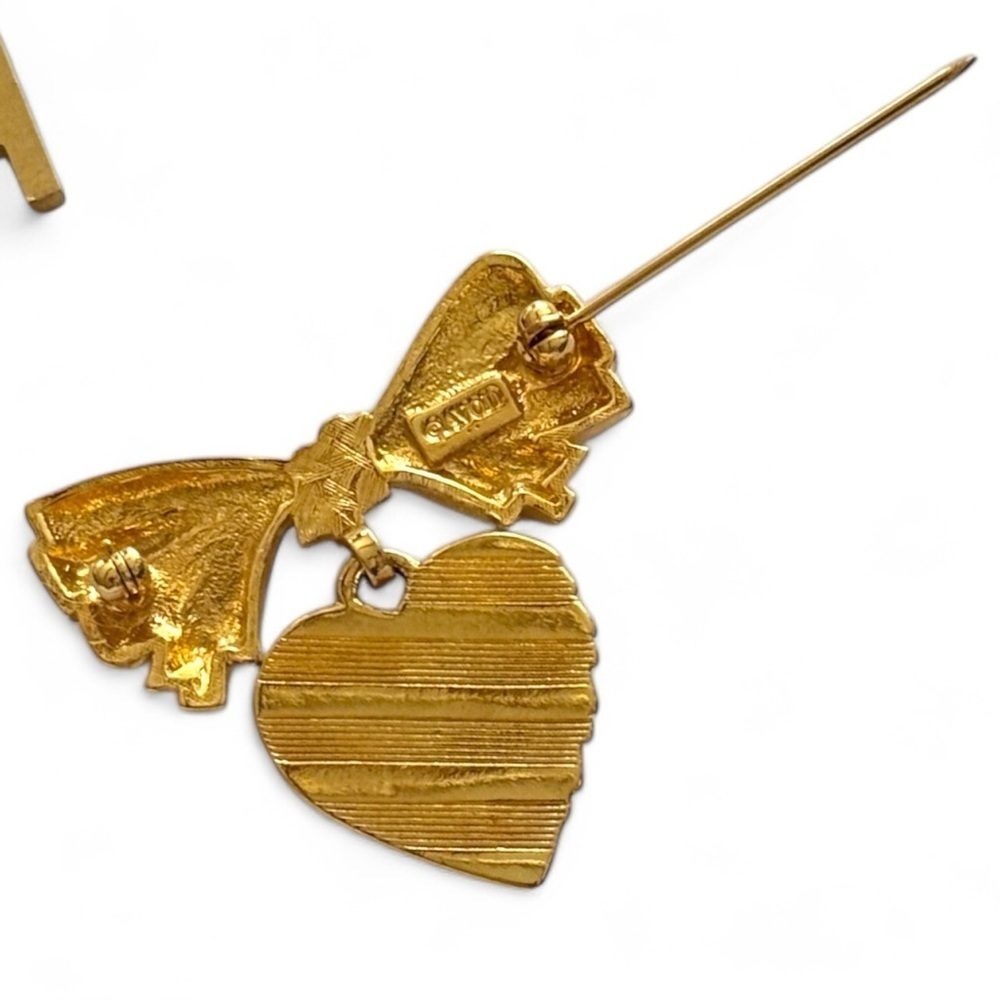 Vintage Avon Gold Tone Ribbon Heart Brooch Bow Pin - Picture 4 of 4